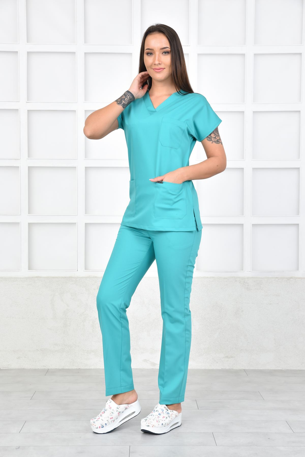 Nefmed Üniforma Greys Turkuaz Yeşili Kadın Takım