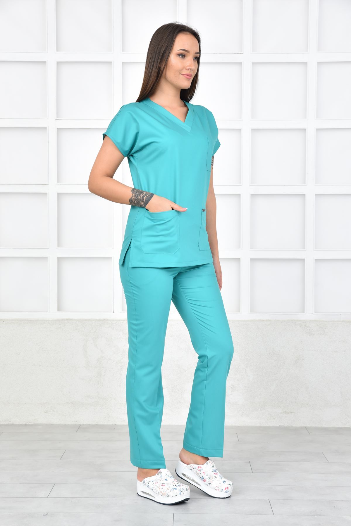 Nefmed Üniforma Greys Turkuaz Yeşili Kadın Takım